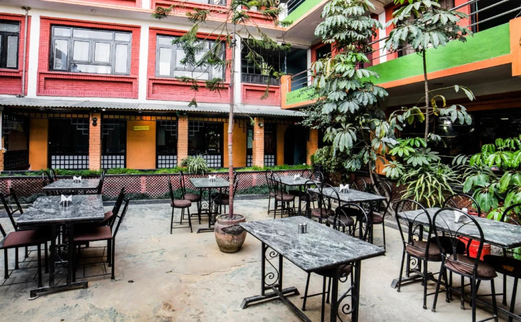OYO 239 Hotel Kuti