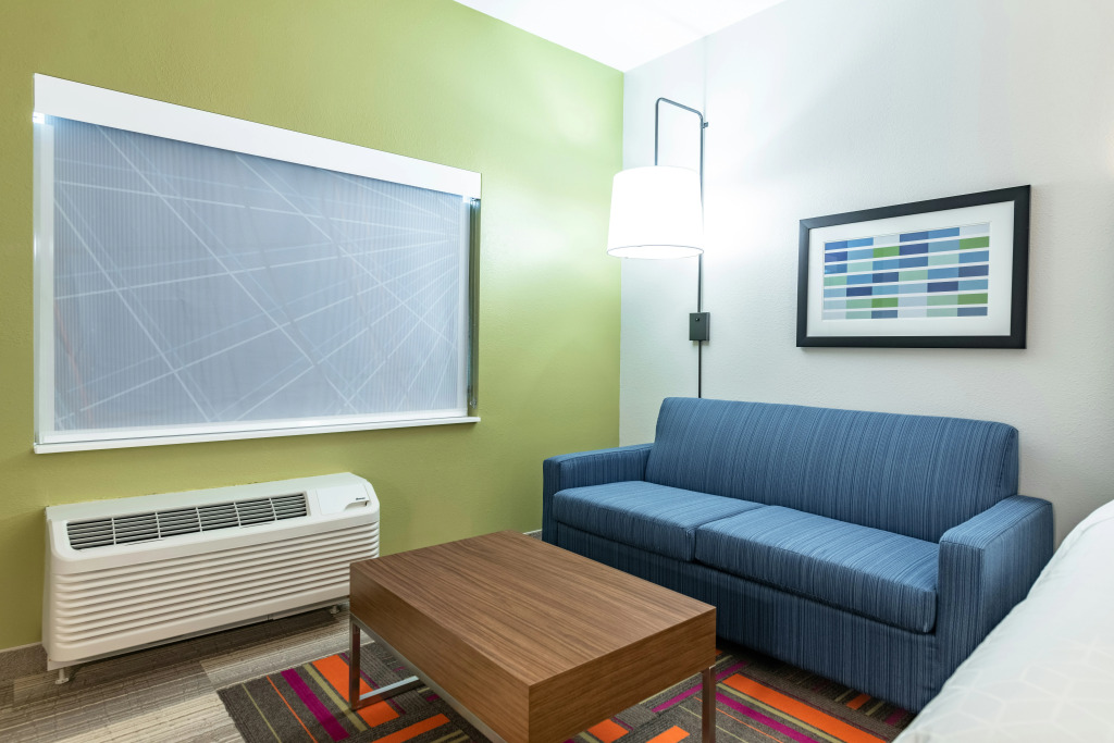 Holiday Inn Express & Suites - Moundsville by IHG