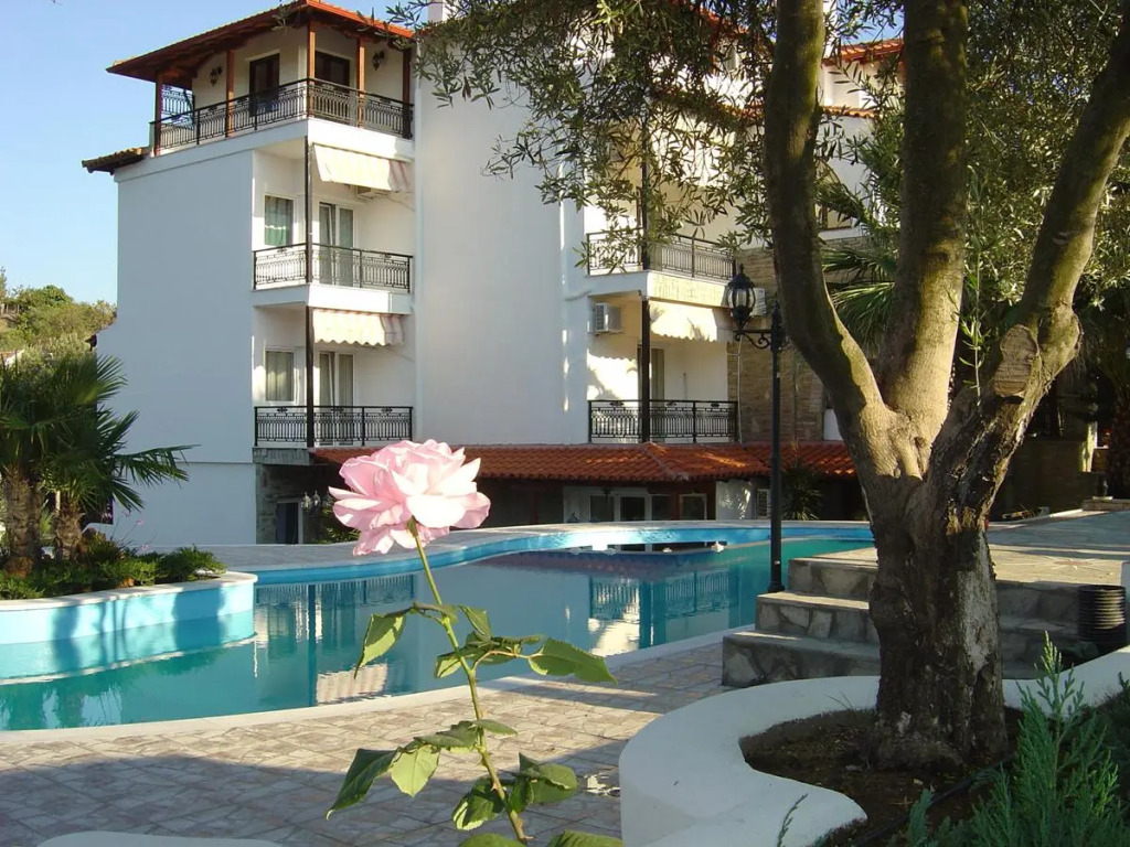 Pyrgos Hotel