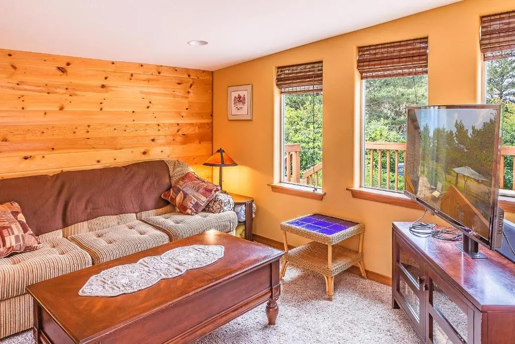 Dragonfly Cabin Westport Wonderful