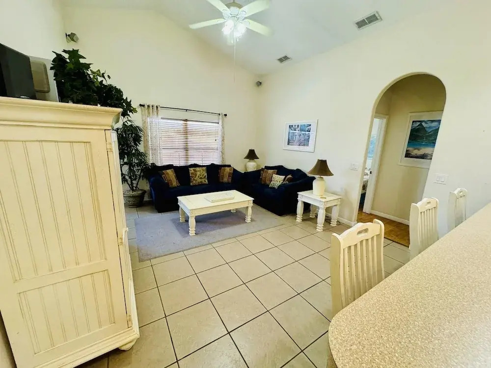 4/3 Vacation Home With Private Pool Located at Formosa Gardens!!
