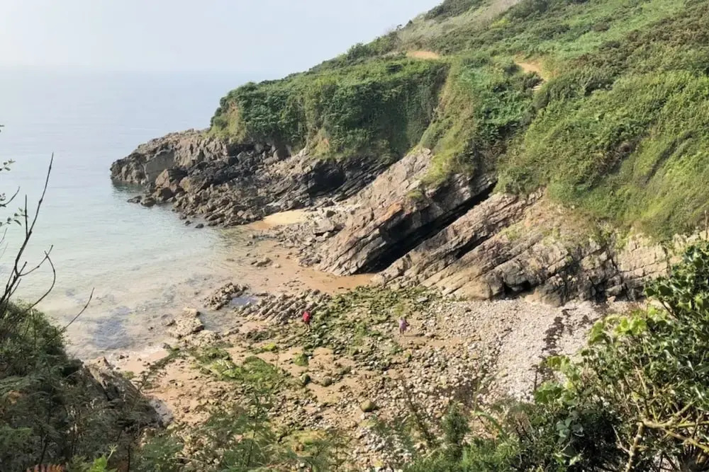 Stunning Beach Front Apartment in Caswell Swansea