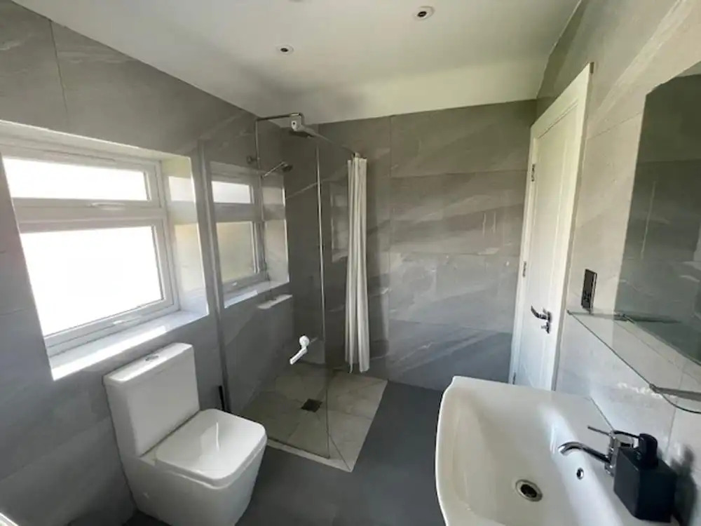1bedhouse- London-sleeps 4- Close to Attractions