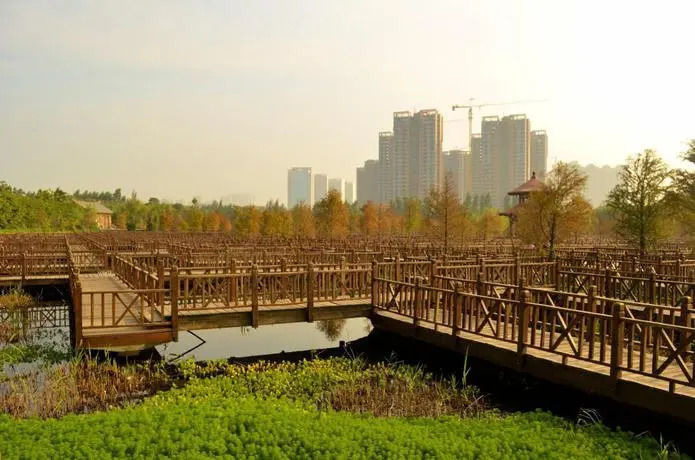 Xana Hotelle Xiamen Airport Fanghu Station Center
