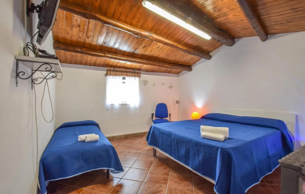 2 Bedroom Amazing Home In Tusa
