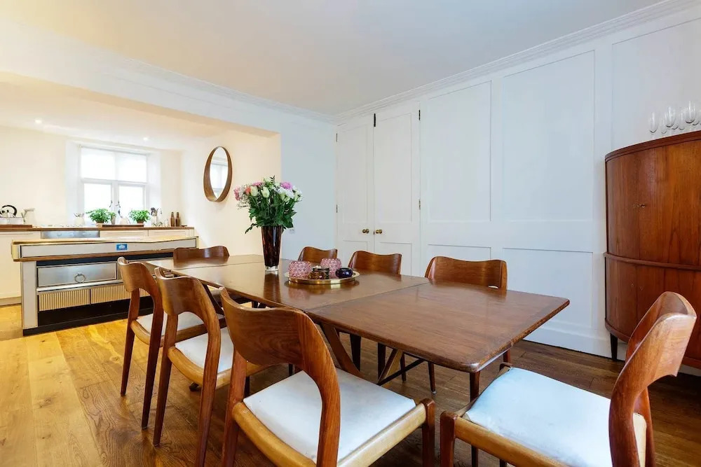 Fanciful in Fitzrovia