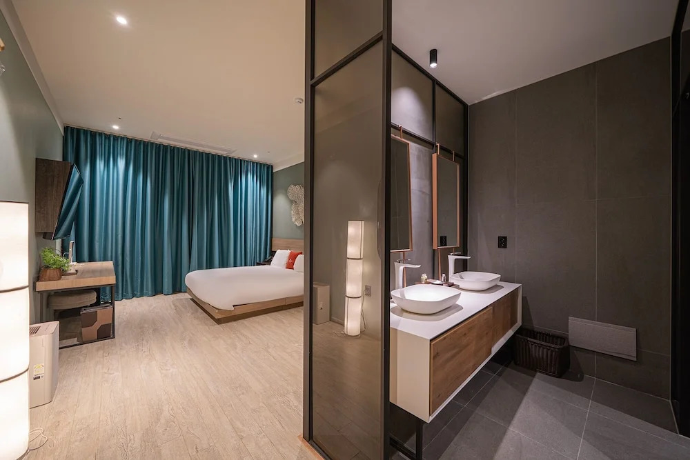 Daegu Eastern Hotel Lions Park