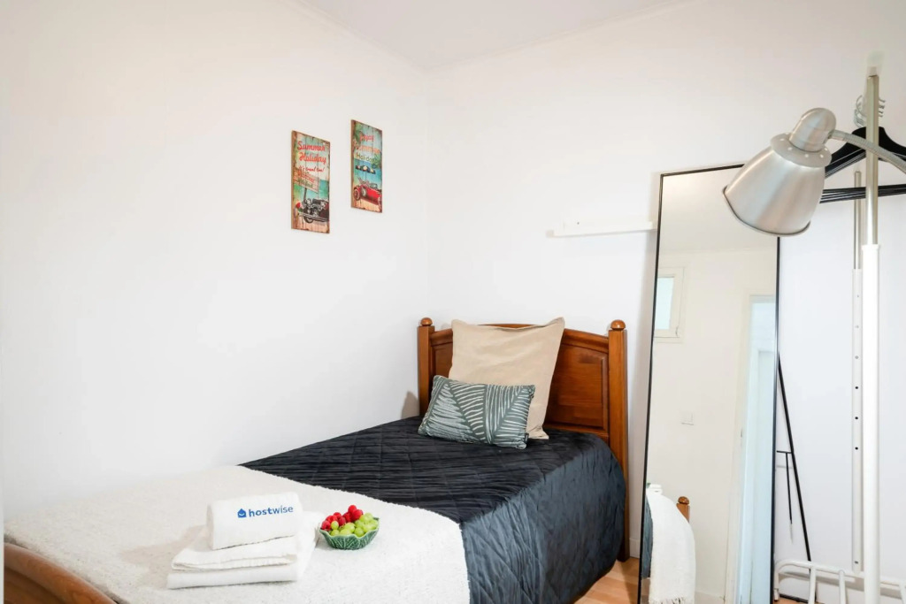 Large Flat w/ Terrace | Ace Location @ Aliados