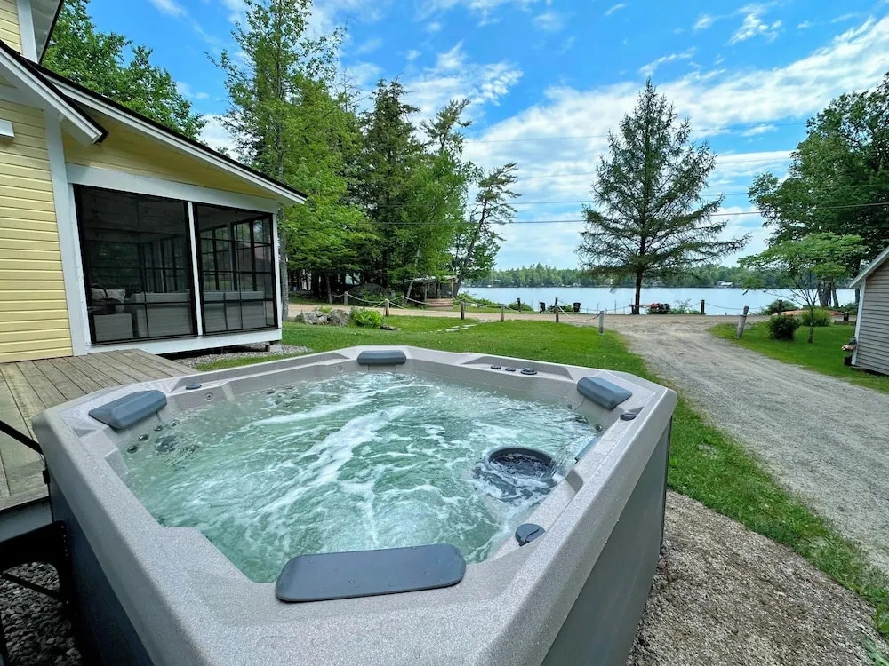 91wr Lake Vibes and Views at This Waterfront Home in the White Mountains