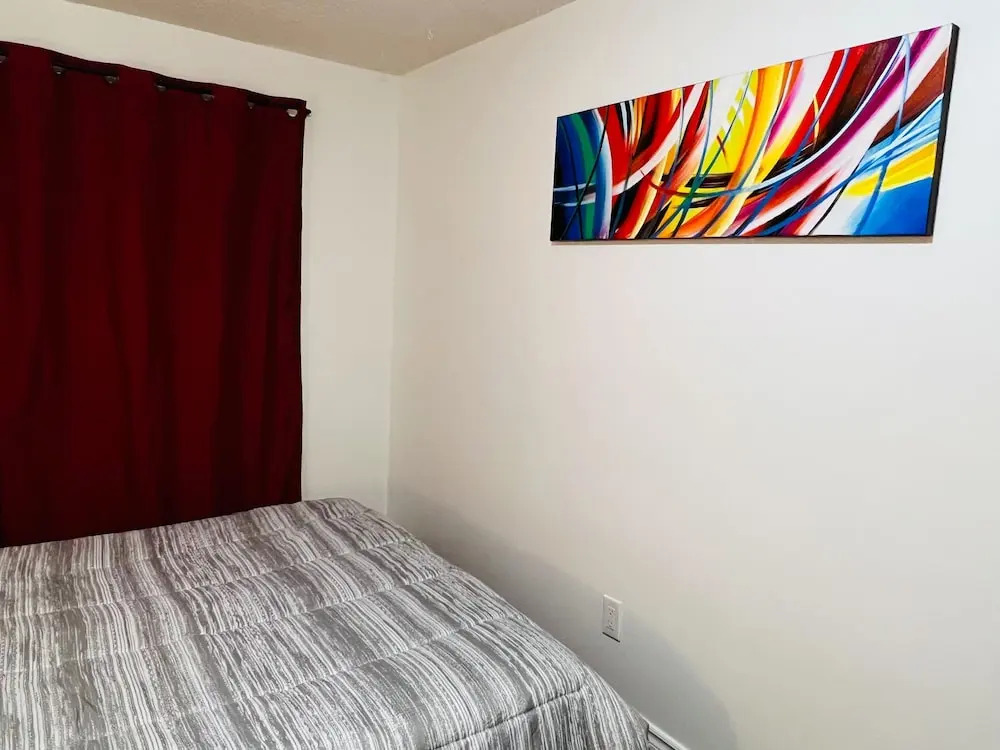 E.S.I Furnished Suites On Bay