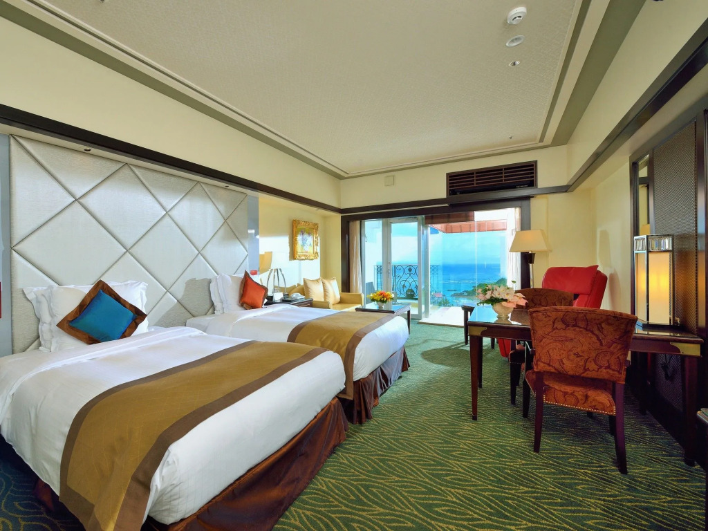 Okinawa Kariyushi Resort EXES Onna