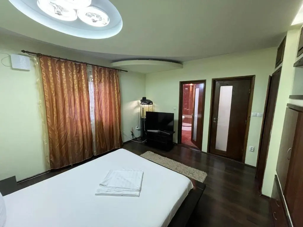 Ultracentral Lozonschi 2 rooms apartment