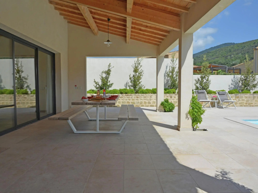 Villa in Malaucène near Mont Ventoux