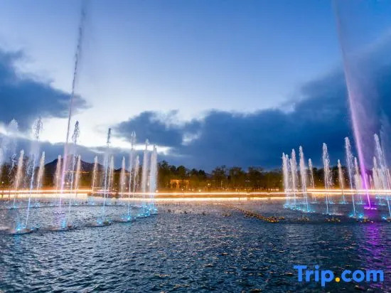 Yongze Lakeside International Hotel