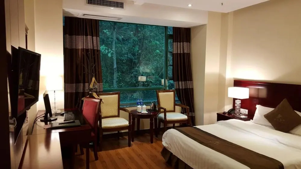 Grand Villa Hotel