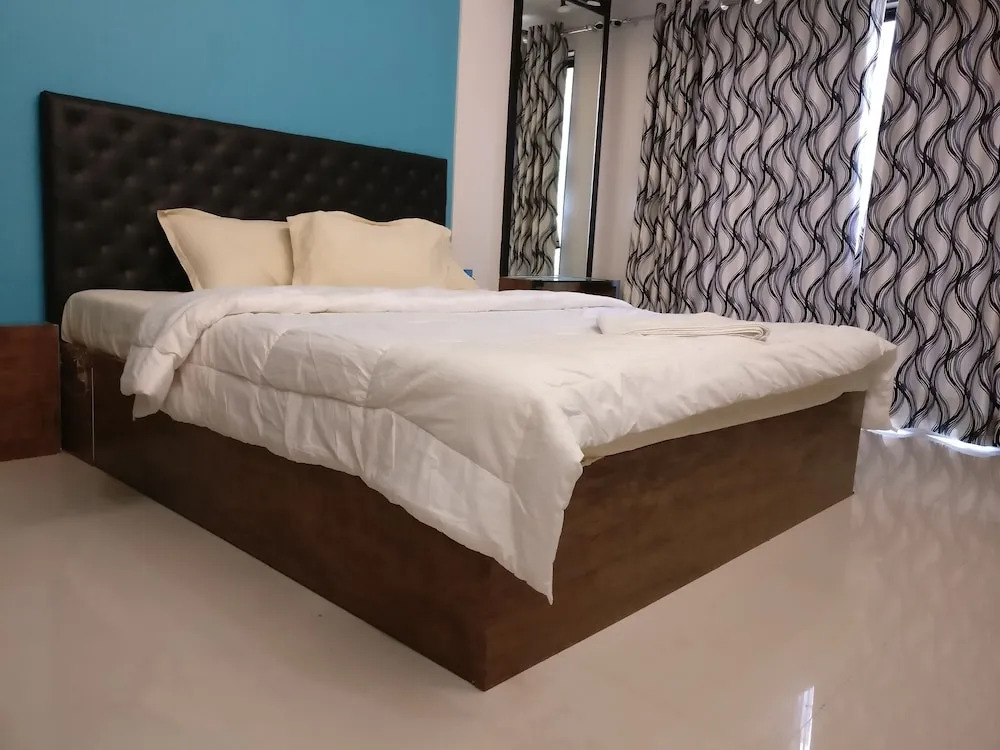BKC Nest Jeevanshila Service Apartment