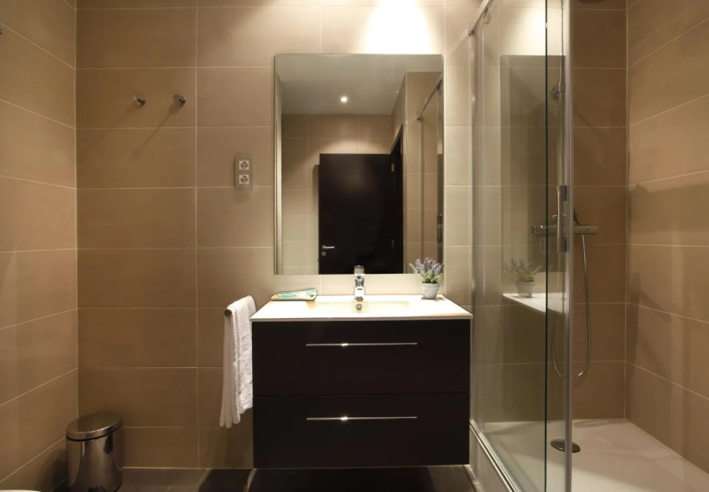Fisa Rentals Gran Via Apartments