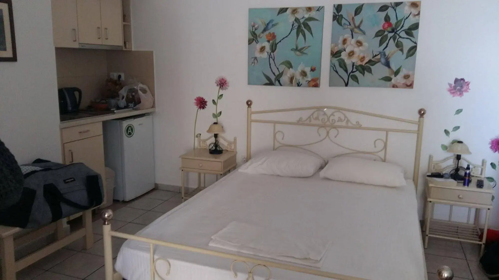 Pension Ageliki Sifnos