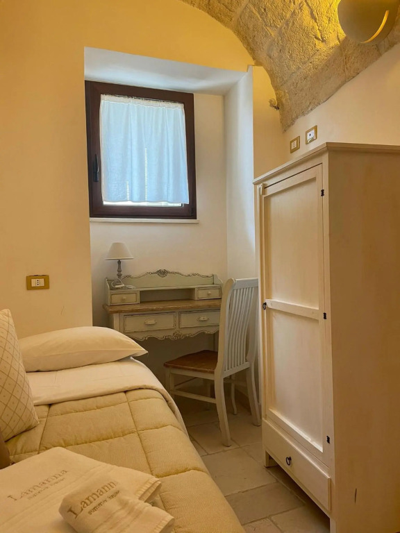 Lamanna SUMMER HOUSE