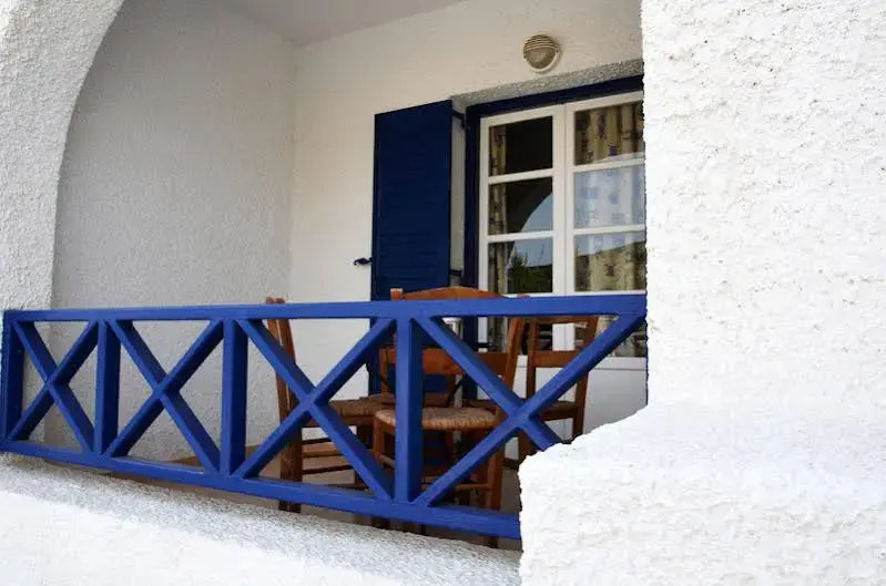 Syros Inn