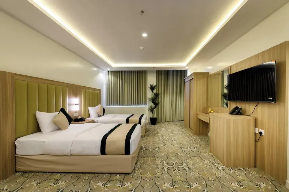 MidTown Majestic Garden Resort