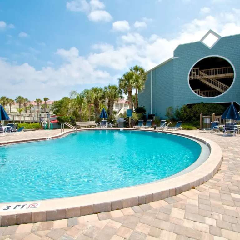 Hibiscus H104 in St Augustine