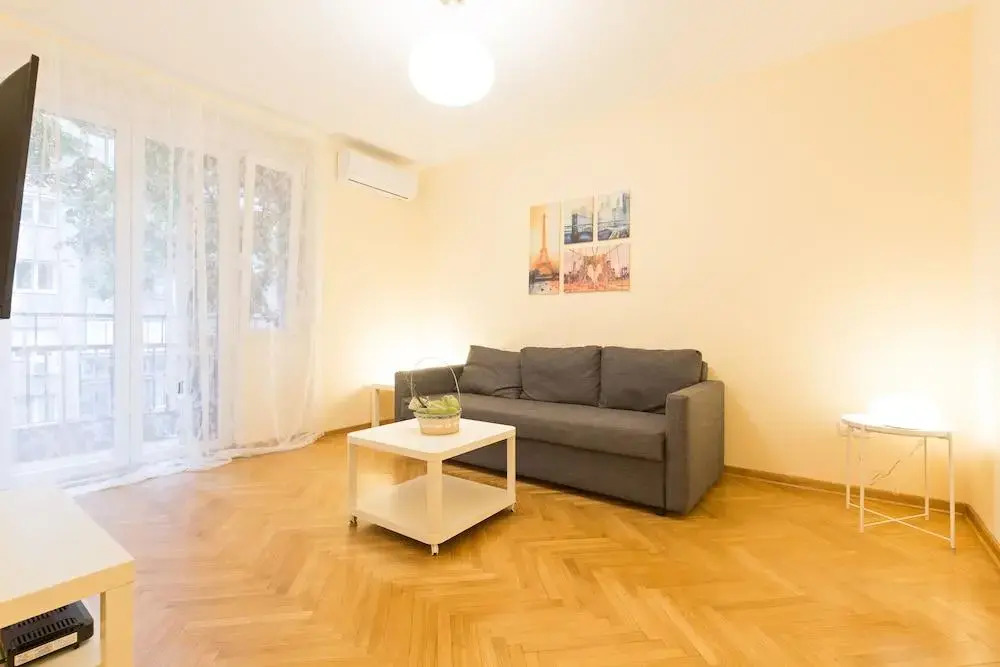Belgrade Center Apartment IV
