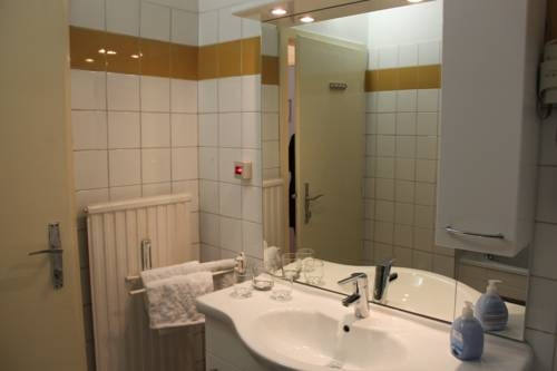 Hotel Pension Adam Apartment