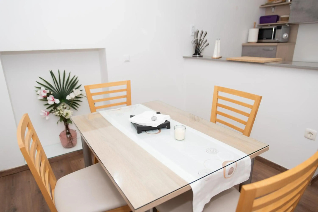 Apartments Šentvid