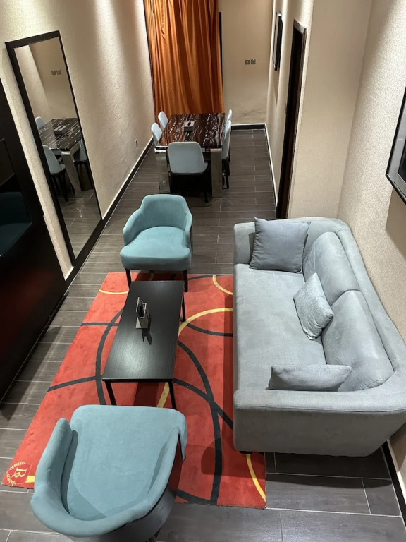 Rich-Bridge Hotel
