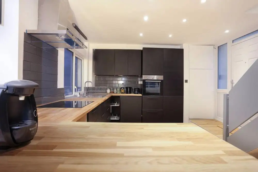 2 Bedroom Apartment near Clapham Common Sleeps 4