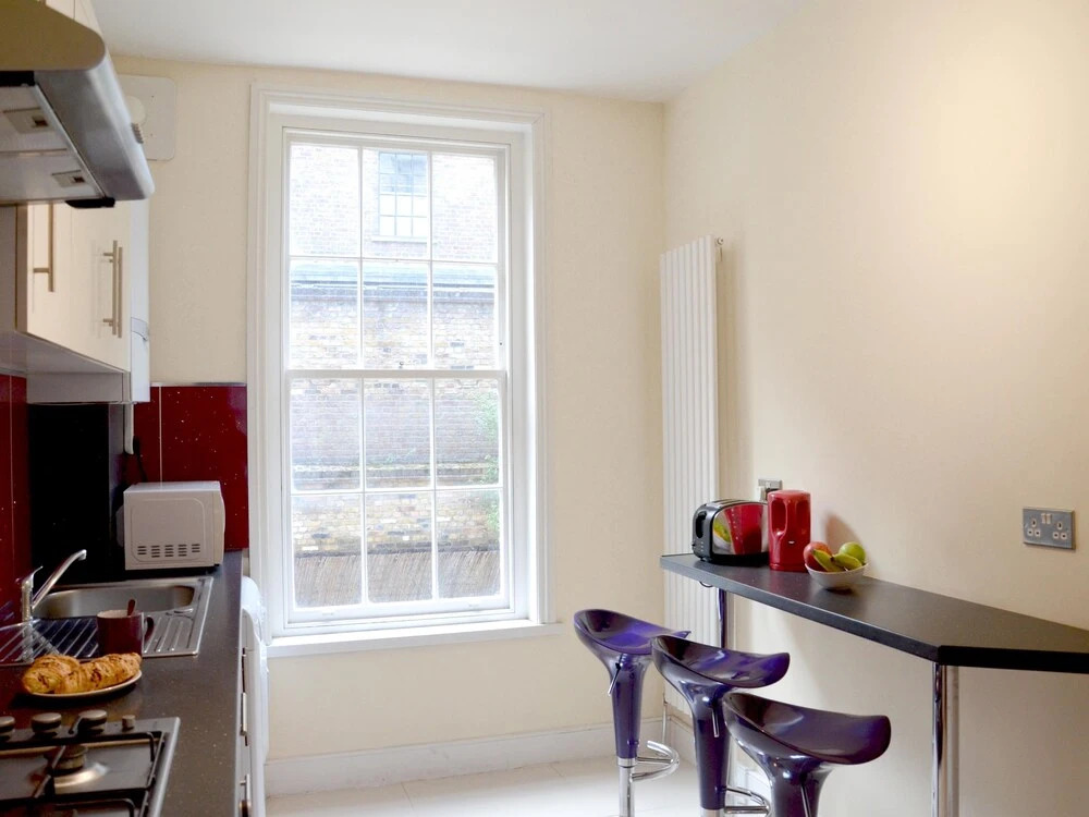 OYO Kings Cross Apartment