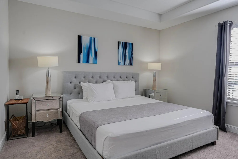 Balmoral Resort-117kb 3 Bedroom Townhouse by RedAwning