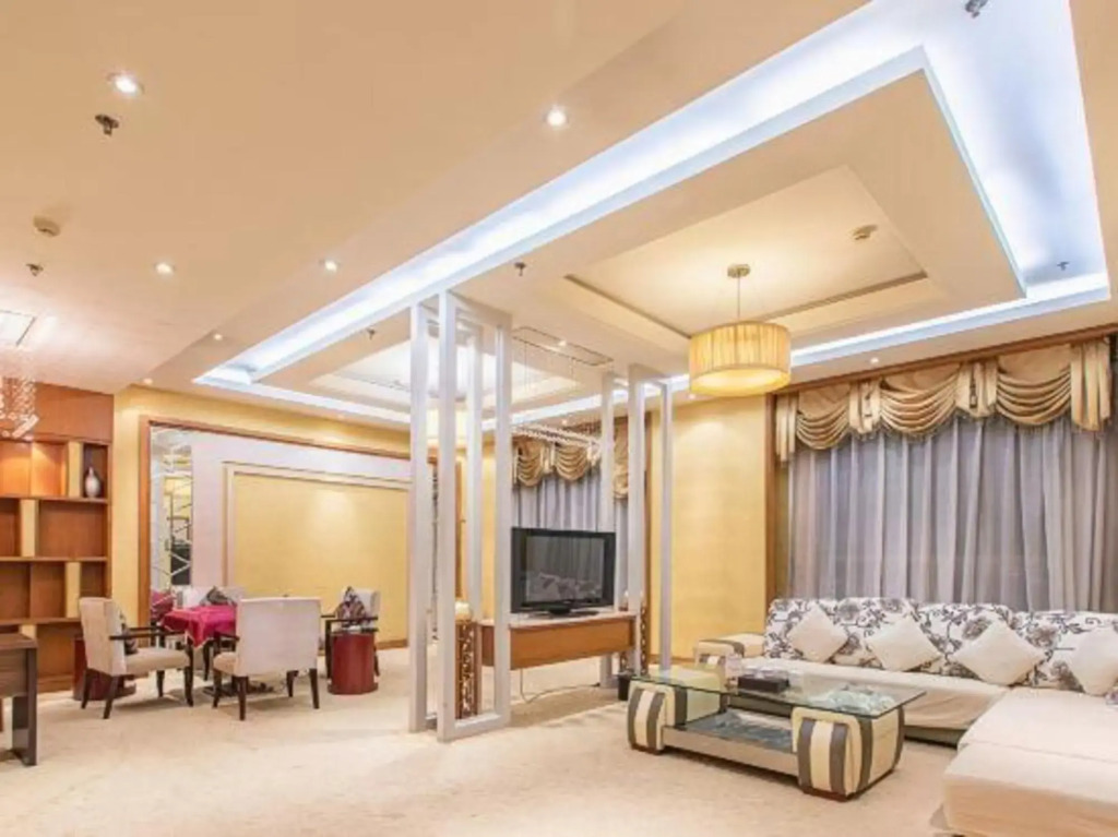 Huasheng Hotel