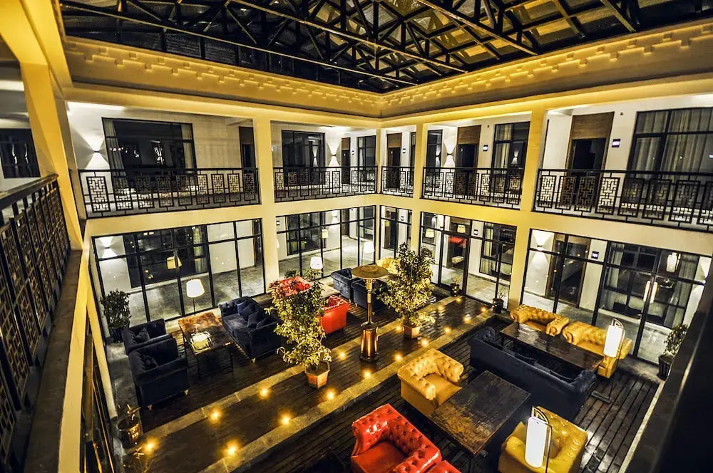 Moonlight Hotel