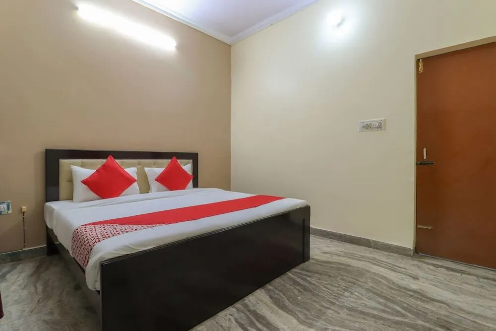 OYO 49061 Hotel Green Retreat