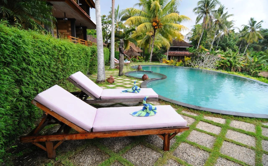 Villa Karma Loka