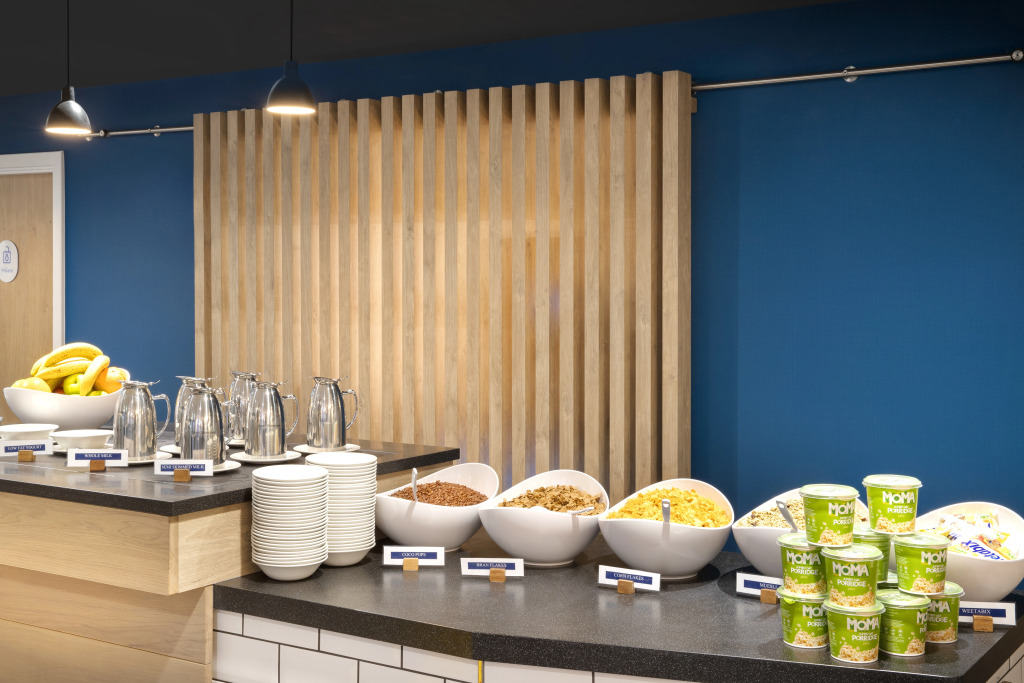 Holiday Inn Express Cambridge West - Cambourne by IHG