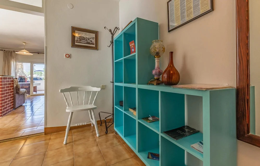 Amazing Home in Pomer With Wifi and 6 Bedrooms