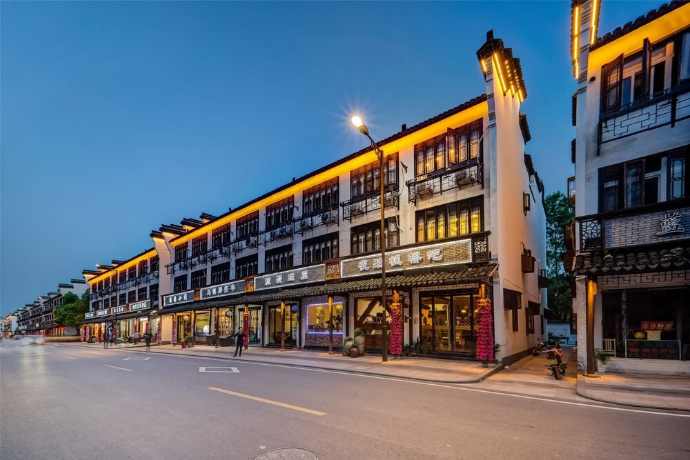 Wuzhen Maple Bridge Inn