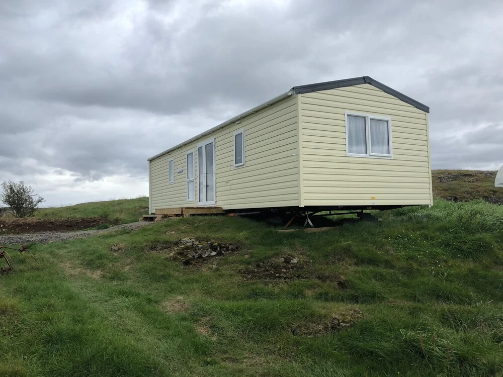 Lækjarkot Rooms and Cottages with Kitchen