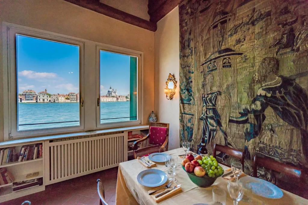 Giudecca Apartment