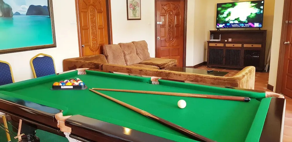 Viewbor Villa - Pattaya Holiday House Walking Street