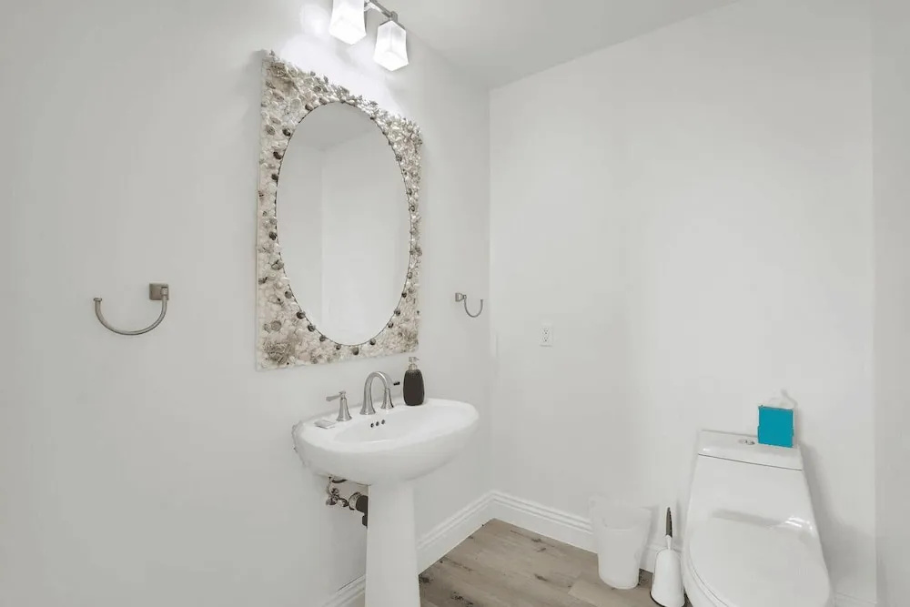 Castlewood by Avantstay Malibu Cliffside + View