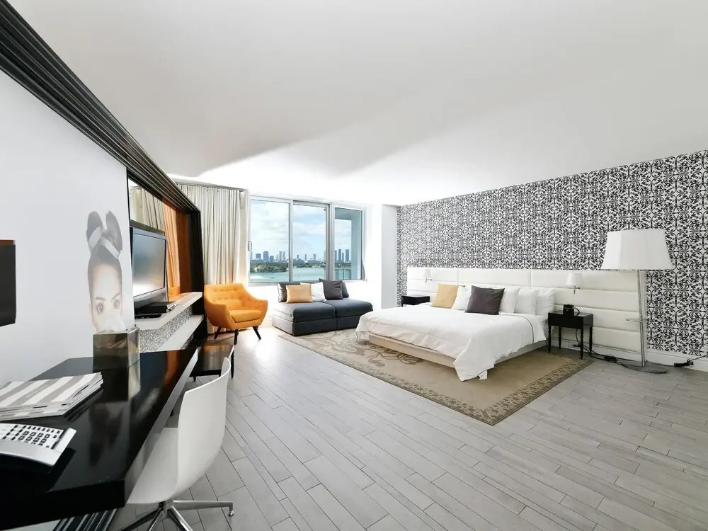 Miami World Rental - Mondrian 808