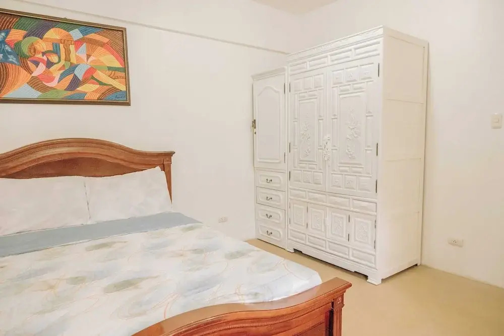 Spacious 1 Bedroom With a View