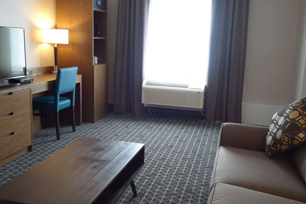 Park Inn by Radisson Brampton, ON