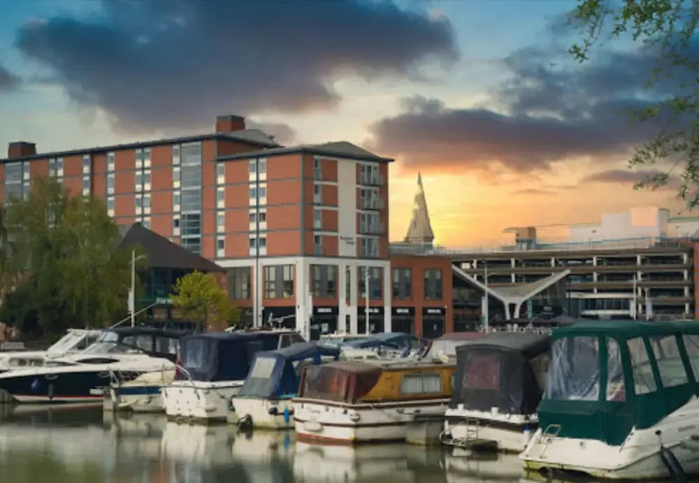 Private rooms for STUDENTS Only-LINCOLN