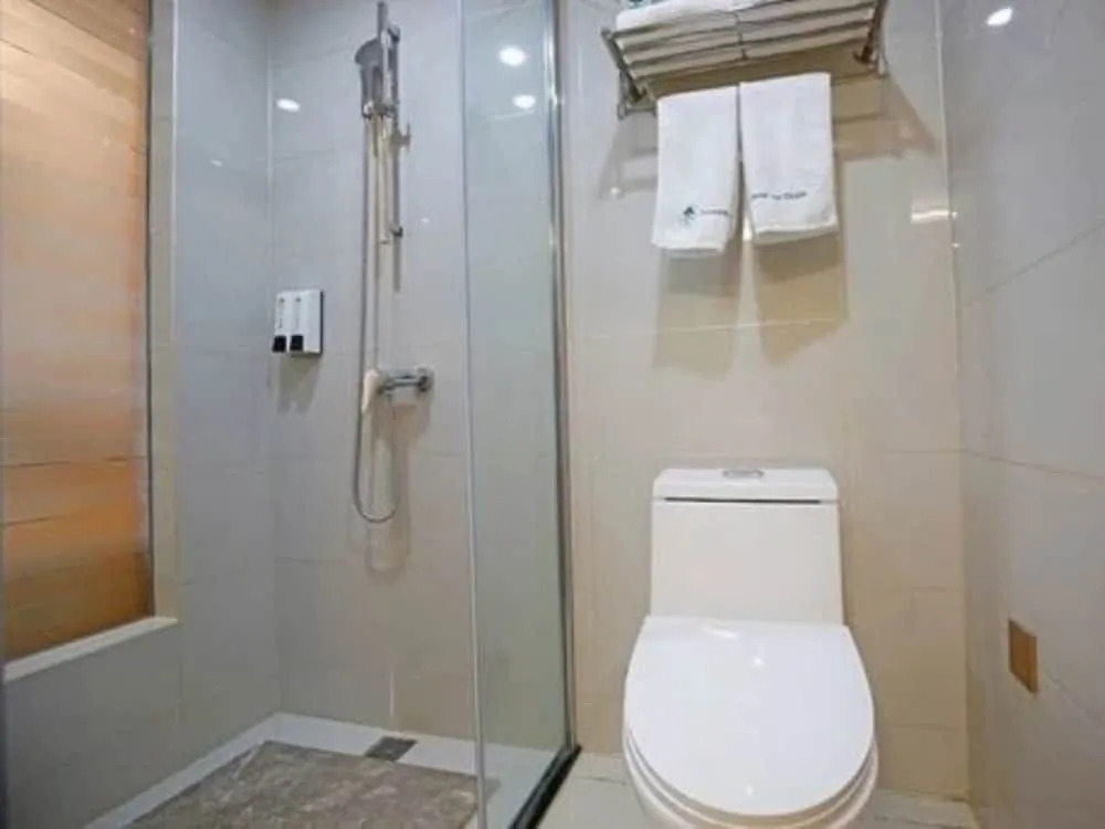 GreenTree Inn Chengdu Zoo Zhaojue Temple South Road Subway Station Express Hotel Chengdu