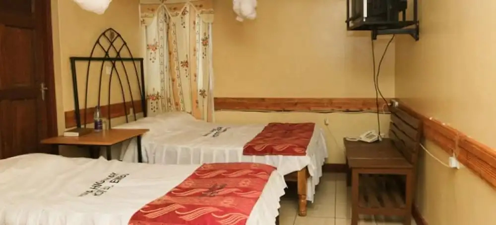 Maina Highway Hotel